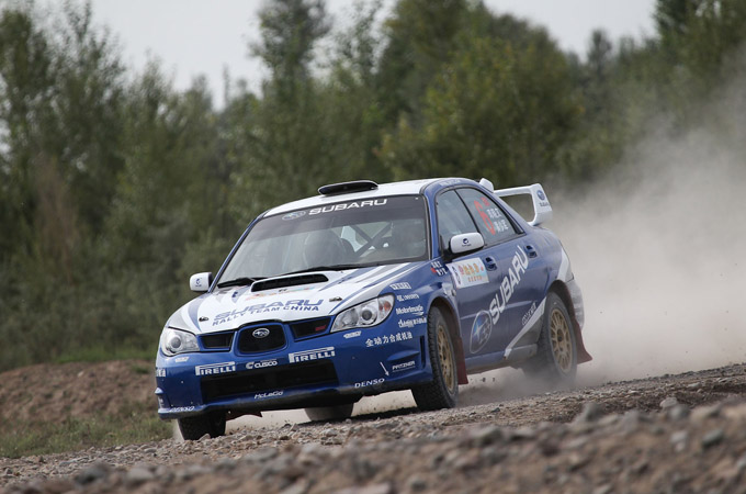  SUBARU XV RALLY CAR